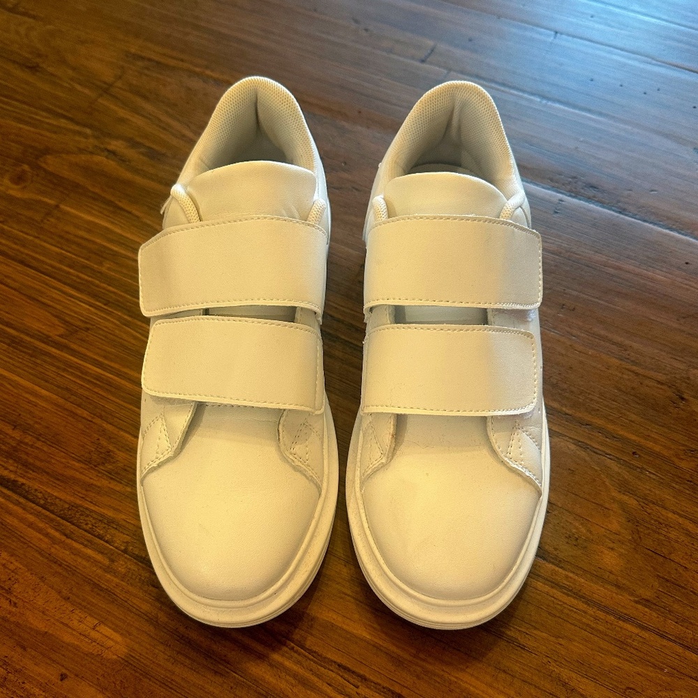 Berness Bare Paris Dance Sneakers